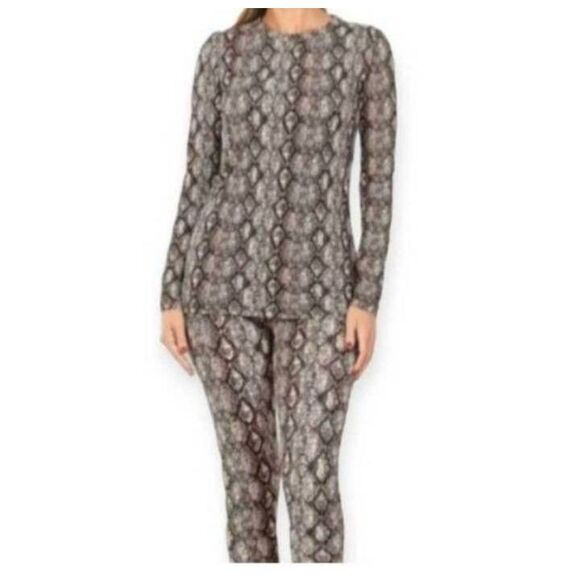 ZENANA SNAKESKIN PRINT BRUSHED MICROFIBER TOP & LEGGINGS SET - COLOR: Tan Brown - Picture 4 of 8